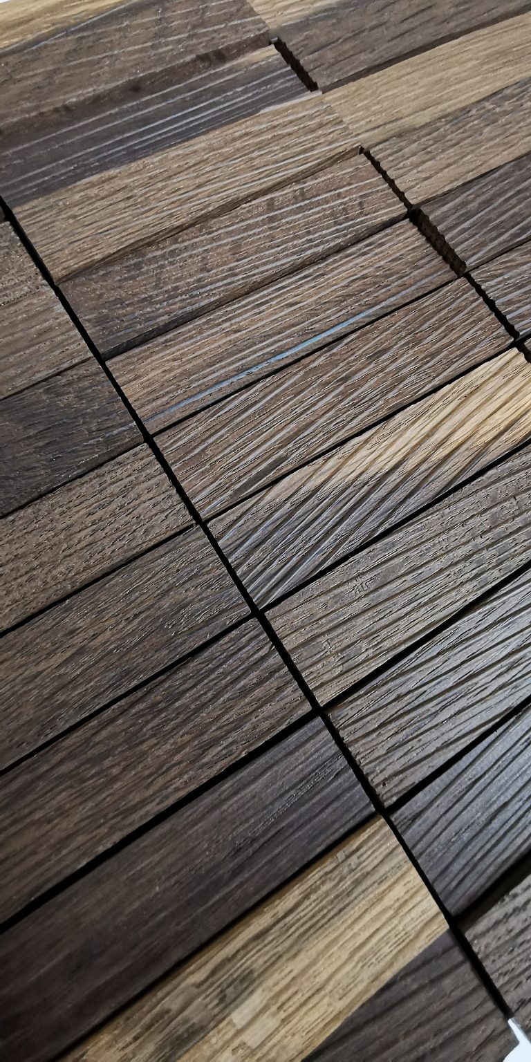 Panelado de madera Nizza Oscuro - Mosaico broDesign | Catálogo Maderas